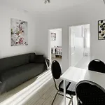 Apartment Schwanenburg Kolonie Rontgental