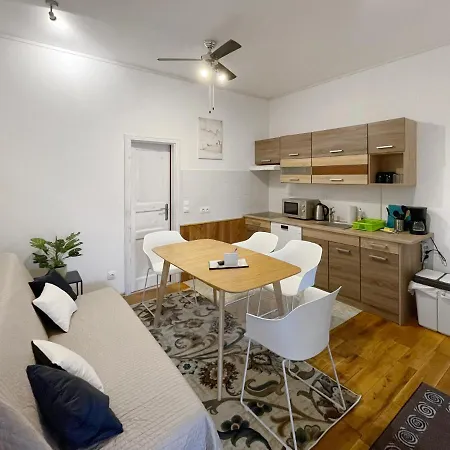 Schwanenburg * Kolonie Rontgental