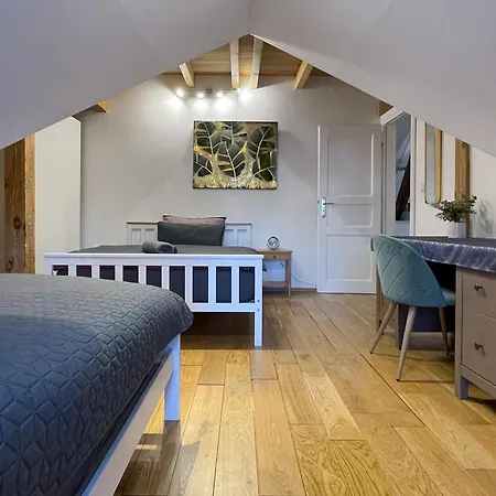 Schwanenburg * Kolonie Rontgental