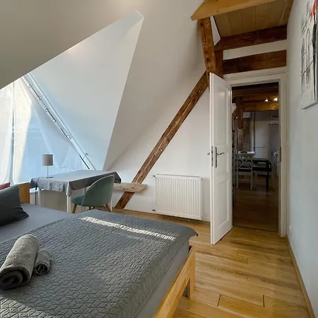 Schwanenburg Апартаменты *