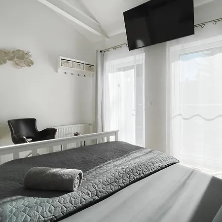 Schwanenburg * Kolonie Rontgental