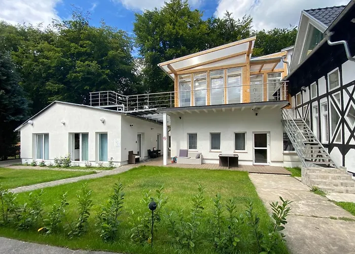 Schwanenburg * Kolonie Rontgental