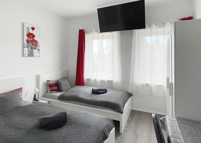 Schwanenburg Kolonie Rontgental